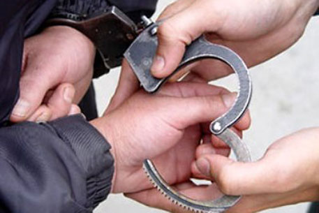 Суд Томска арестовал сотрудника наркоконтроля за сбыт героина