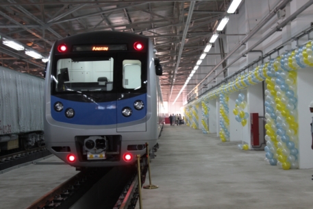 Алматинское метро получило первую партию электропоездов