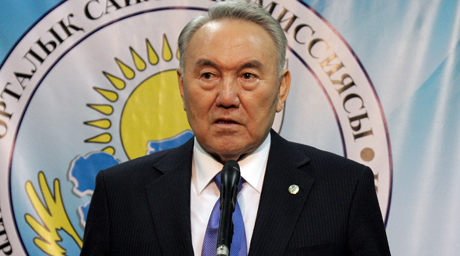 В Алматы собрано около 50 тысяч подписей в пользу Назарбаева