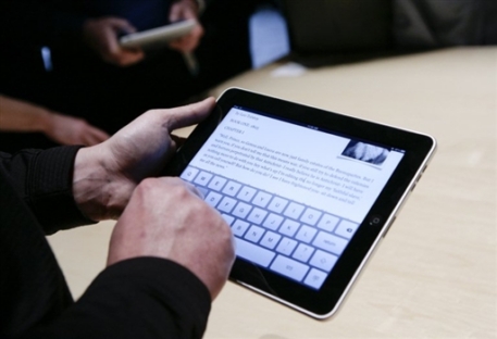 Эксперты снизили себестоимость iPad до 230 долларов