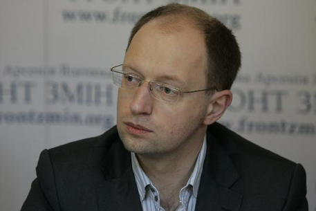 Яценюк отказался от "высокой должности" в правительстве Украины