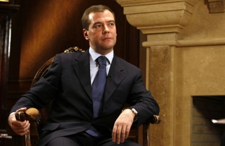 Оппозиция пожаловалась Медведеву на "Единую Россию"