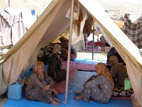 Узбекистан принял более 75 тысяч беженцев из Киргизии