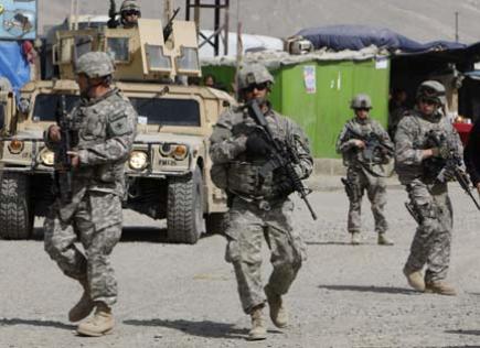 Во время теракта на востоке Кабула погибли четверо военных