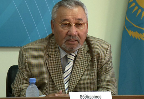 Оралбай Абдыкаримов попросил сообщать о взятках