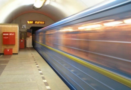 В метро Санкт-Петербурга и Минска усилены меры безопасности