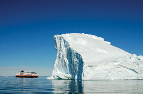 В ледяных шельфах Гренландии нашли запасы нефти