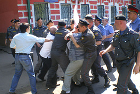 В Москве задержали 20 протестующих в поддержку кузбасских шахтеров