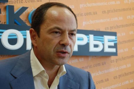 Кандидат в президенты призвал повысить на Украине зарплату