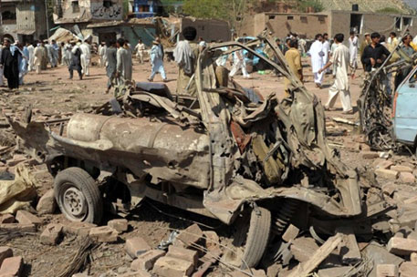 При теракте в пакистанском городе Пешавар погибли 11 человек