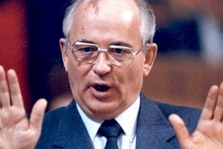 Горбачев и Макаревич записали диск "Песни для Раисы"