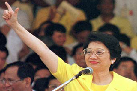 Ушла из жизни экс-президент Филиппин Корасон Акино 