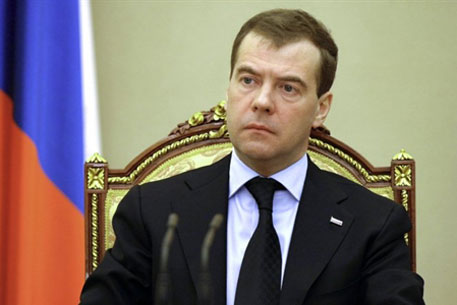 Из-за пожара на базе в Подмосковье Медведев уволил начальников ВМФ