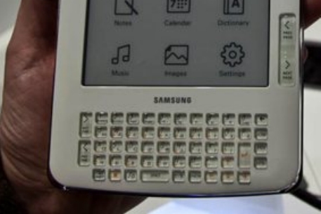 Samsung представил е-ридер c QWERTY-клавиатурой