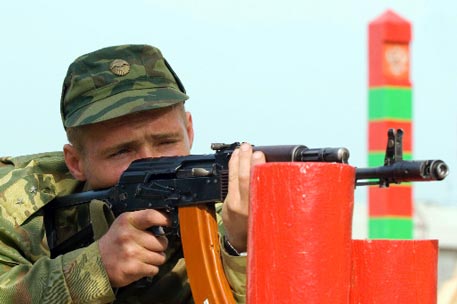 На российско-украинской границе застрелили нарушителя