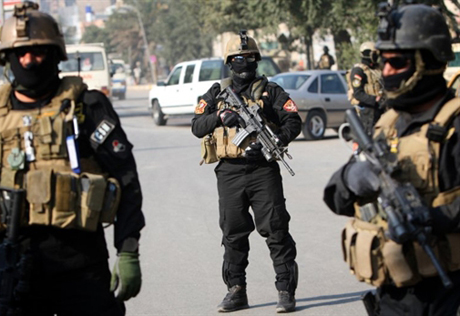 В результате взрыва двух автомобилей в Ираке погибли 45 человек