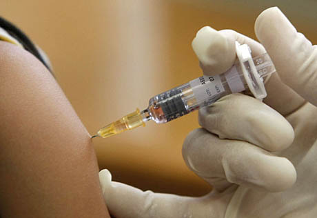 В Казахстане детям сделают прививки от полиомиелита весной 2011 года
