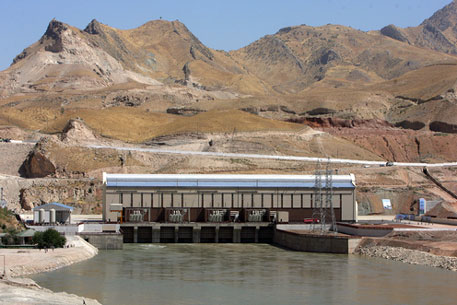ГЭС в Таджикистане пригрозили закрыть из-за долгов потребителей