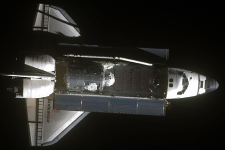 Астронавты "Индевора" начали второй выход в космос