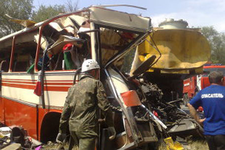 Назвали три версии автокатастрофы в Ростовской области