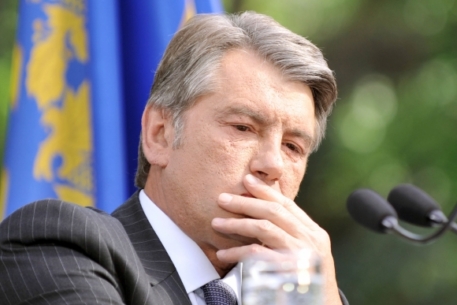 МИД РФ упрекнул Ющенко в "демонтаже" двусторонних отношений