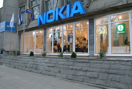 Nokia увеличит число своих магазинов в России