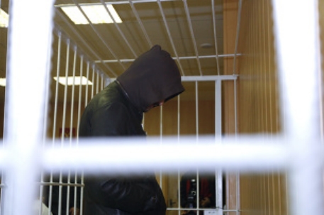 Суд Астрахани арестовал четверых задержанных за взятки сотрудников ДПС