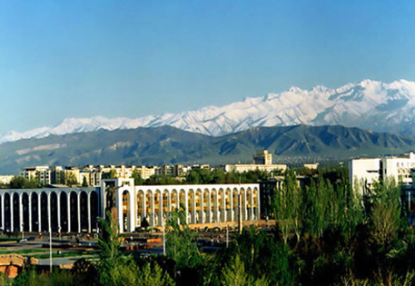 Вузы Бишкека отправят студентов на досрочные каникулы