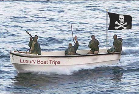 Экипаж захваченного пиратами судна Thai Union-3 вышел на связь