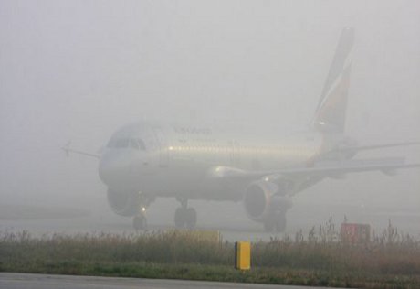 Московские аэропорты возобновили работу вопреки туману