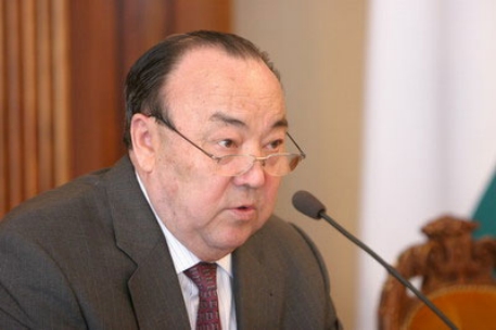 Парламент Башкирии утвердил размер пенсии Муртазе Рахимову