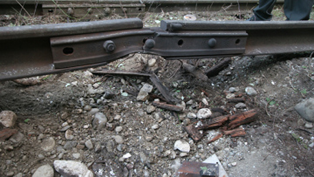 В Грузии подорвали шедший из Тбилиси поезд