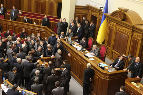 На Украине принят закон о местных выборах 