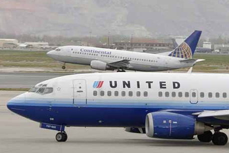 United Airlines и Continental объединятся в крупнейшую авиакомпанию
