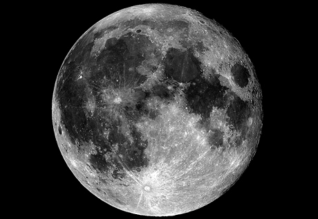На Луне оказалось в 100 раз больше воды