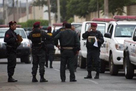 В Перу преступники за 4 часа ограбили 400 человек