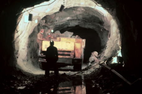 Собственников шахт обязали извлекать метан перед спуском горняков 