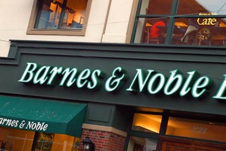 Книжный ритейлер Barnes & Noble выпустит новые е-ридеры