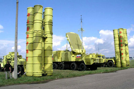 Россия заморозила поставки в Иран зенитных систем С-300