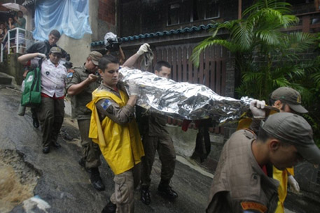 Жертвами ливней в Рио-де-Жанейро стали 223 человека