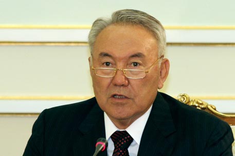 Назарбаев подписал законы по созданию Таможенного союза