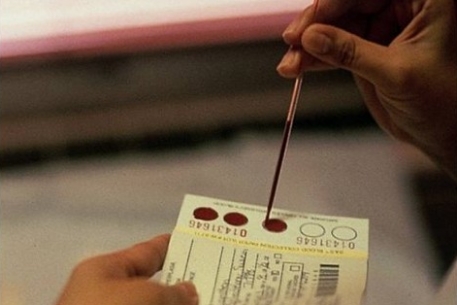 Сексуальным меньшинствам Китая запретили сдавать кровь