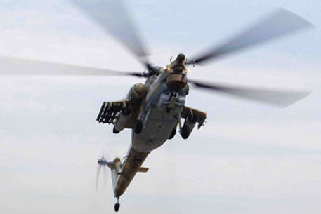 В горах Чечни обстреляли два военных вертолета