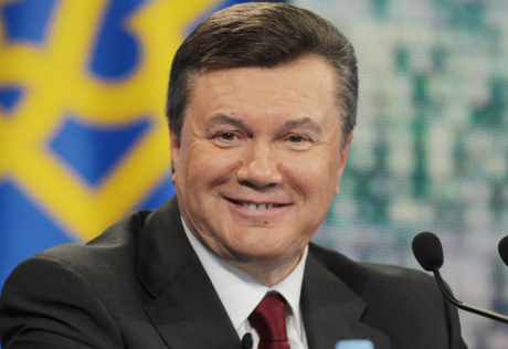 Янукович предложил Москве без суда договориться о цене на газ