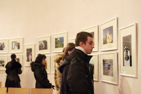 В Астане открылась выставка известного фотографа Шукира Шахая