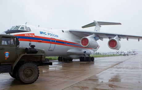 Первый самолет МЧС РФ с эвакуированными россиянами прибыл из Ливии в Москву