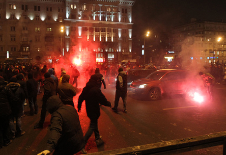 В Москве футбольные фанаты устроили беспорядки