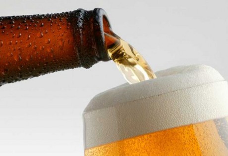 "Дыра" в законе разрешила продавать пиво в детсадах и школах