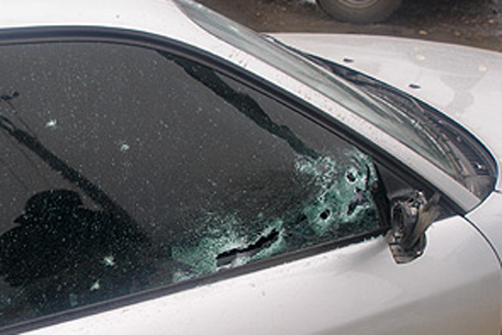 В результате обстрела машины главы МЧС Ингушетии погиб водитель