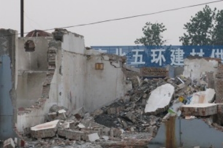 В ресторане в центре Пекина прогремел взрыв